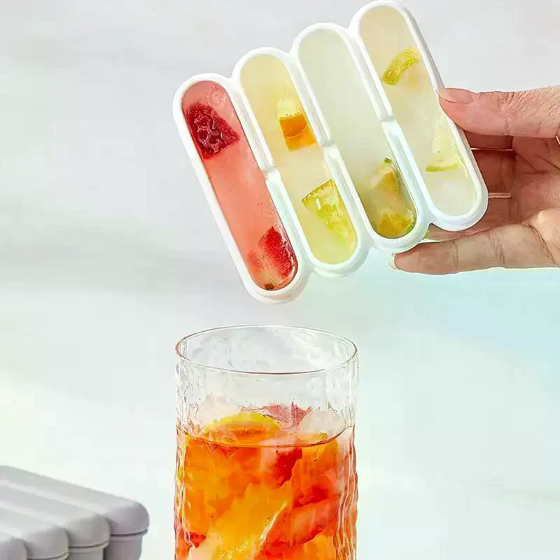 蓋付き4グリッド再利用可能なシリコン製氷皿、自家製アイスキャ - Meal Prep Freezer のレビューと価格