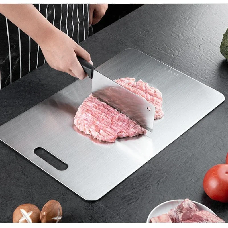 業務用グレード316ステンレス鋼製まな板 両面使用可能 抗菌 - Meal Prep Chef のレビューと価格